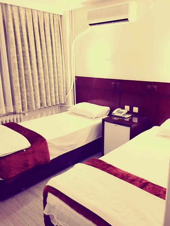 Cagyigit Bed & Breakfast